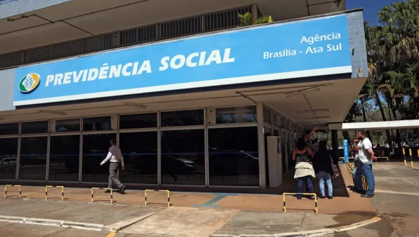 Câmara: oposição protocola pedido de CPI sobre fraude no INSS