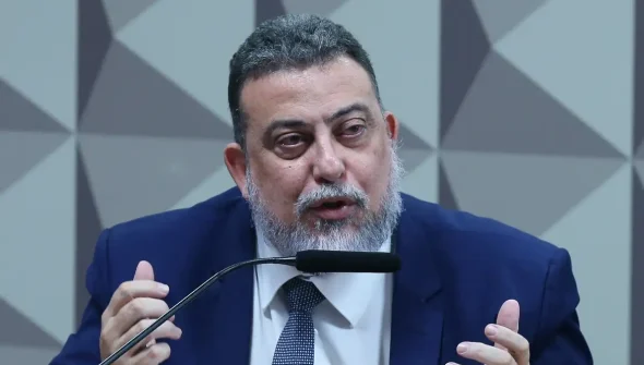 Abin só teve certeza de atos na Esplanada no dia 8, diz ex-diretor