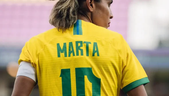 Arthur Elias convoca seleção para amistosos contra o Japão