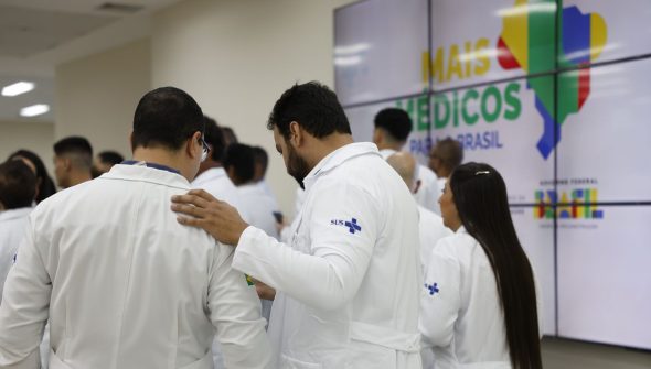 Inscrições para bolsas integrais do Mais Médicos vão até 6 de junho