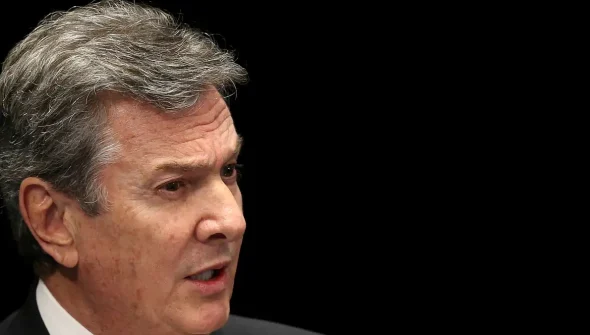 Ex-presidente Fernando Collor deixa presídio para cumprir pena em casa