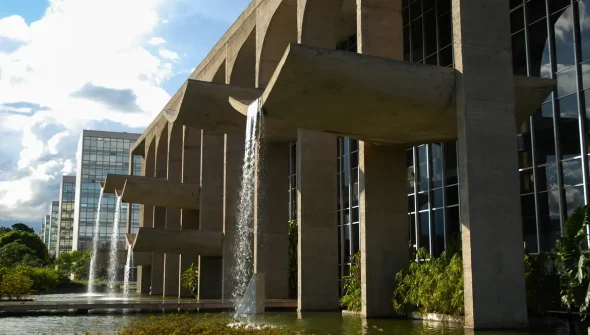UnB e Ministério da Justiça monitoram desaparecimento de aluna de Gana