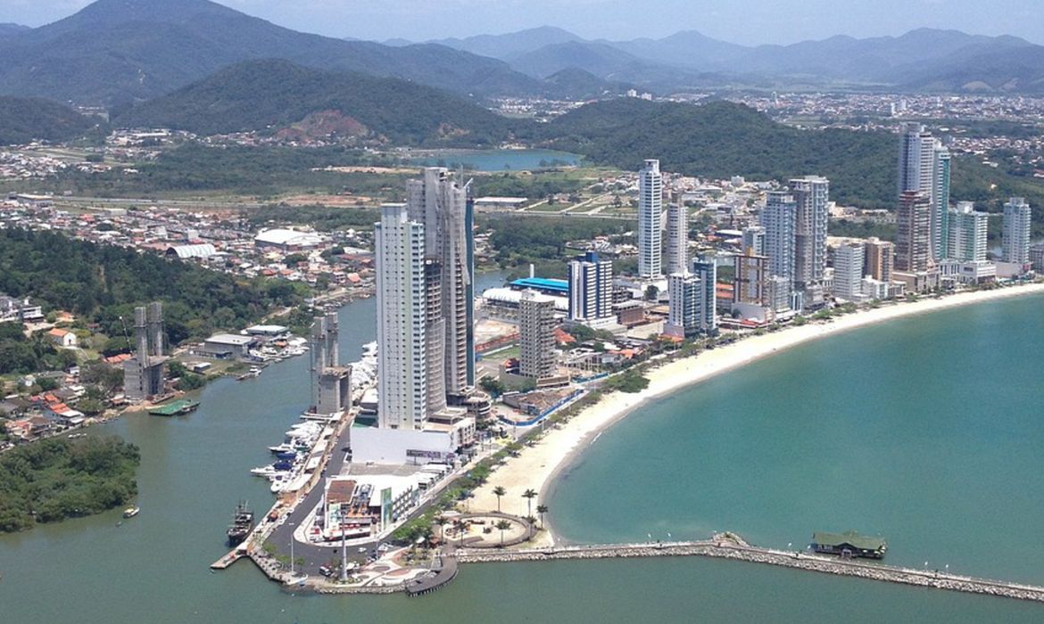 Lote em Igarapé Prox ao Centro