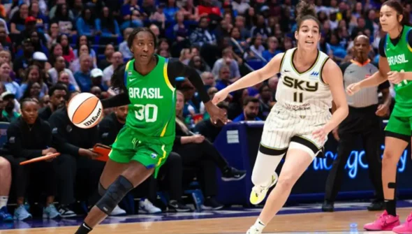 Em tour pelos EUA, seleção brasileira cai para o Chicago Sky, da WNBA