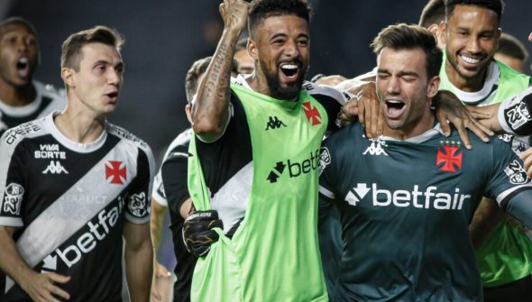 Vasco supera Operário nos pênaltis e segue vivo na Copa do Brasil