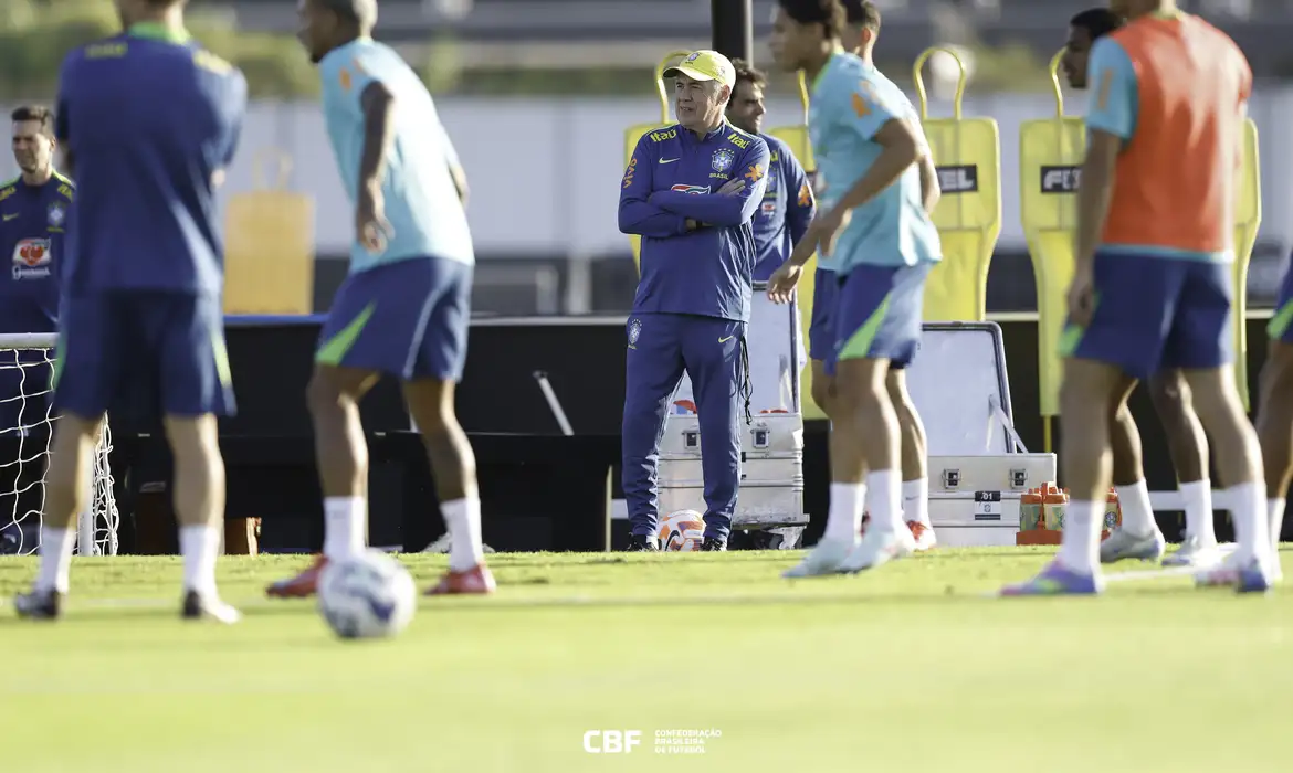 OAB Barro Preto - Carlo Ancelotti comanda o primeiro treino da seleção brasileira