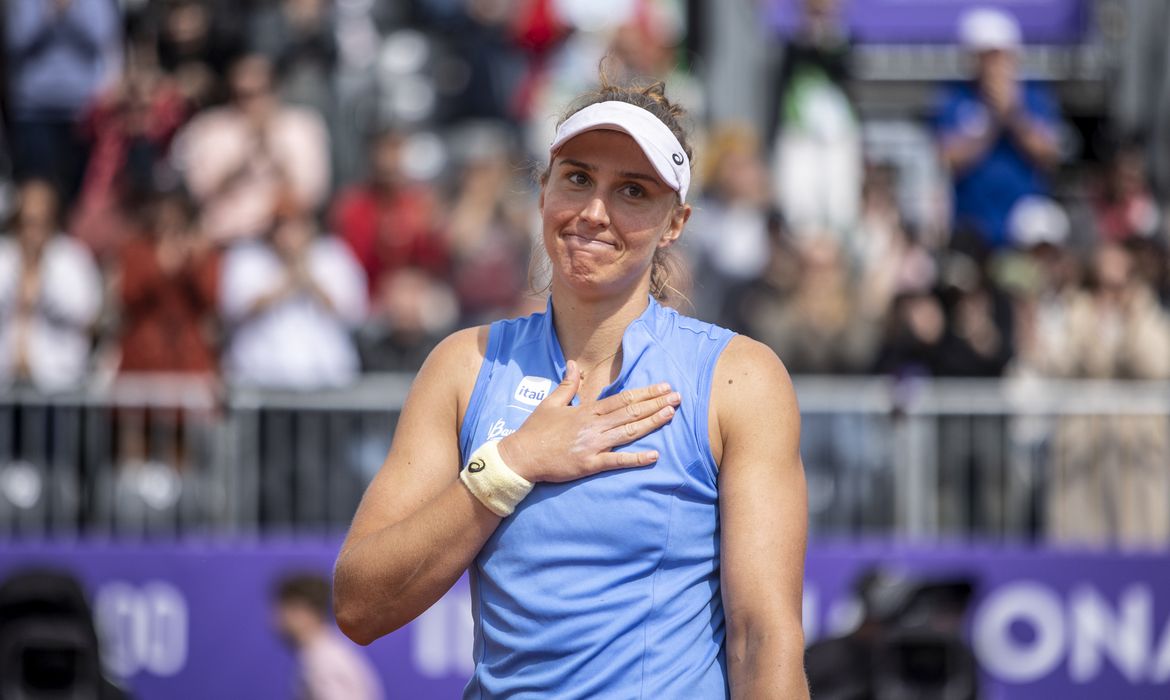 OAB Barro Preto - Duplas de Bia Haddad e de Luisa Stefani se despedem de Roland Garros