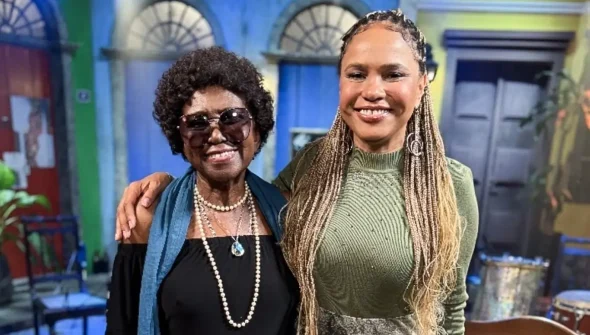 Áurea Martins celebra 85 anos com especial no programa Samba na Gamboa