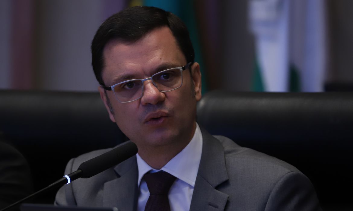 OAB Barro Preto - Torres admite desconhecimento técnico sobre sistema eleitoral