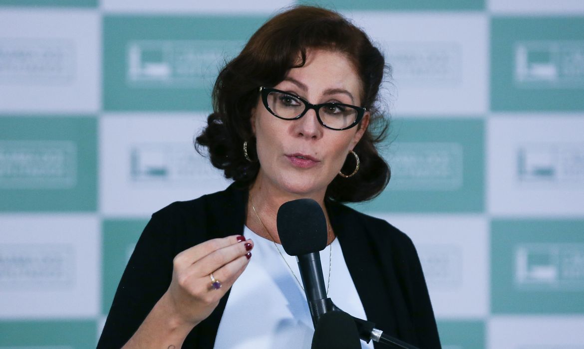 OAB Barro Preto - Banco Central emite ordem de bloqueio das contas de Carla Zambelli