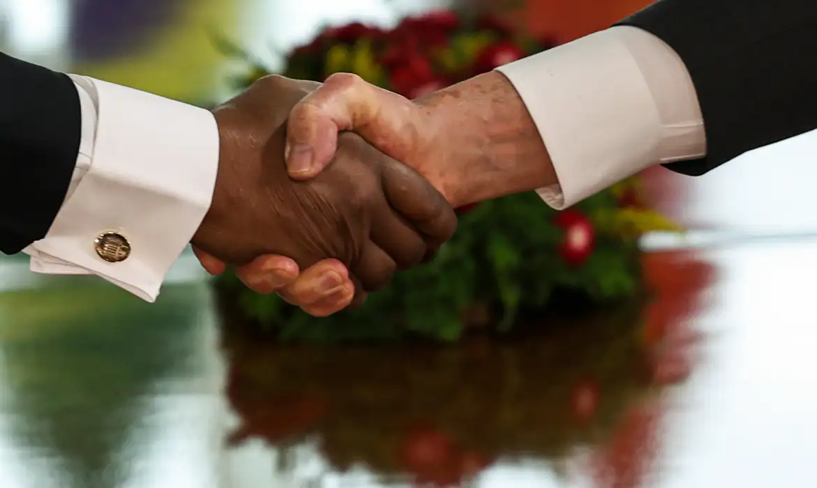 OAB Barro Preto - Brasil e Angola buscam diversificar comércio além do petróleo e agro
