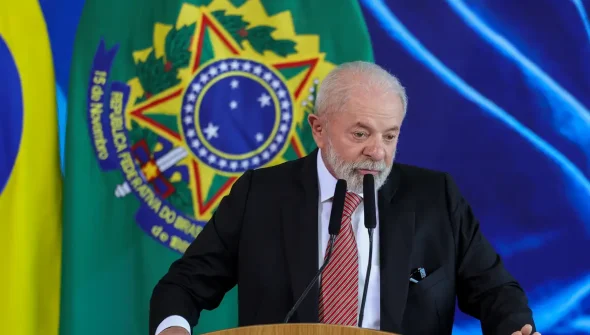 Lula reafirma que guerra em Gaza é genocídio e que judeus são contra