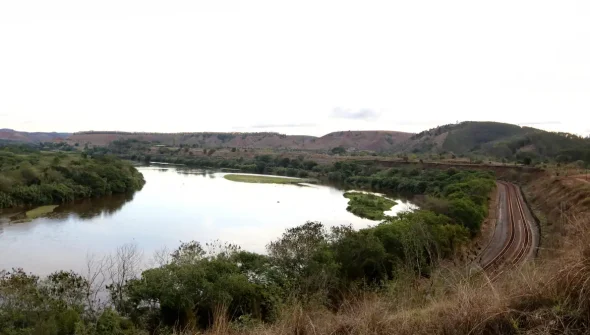 Recuperação do Rio Doce precisa avaliar mudança climática, diz estudo