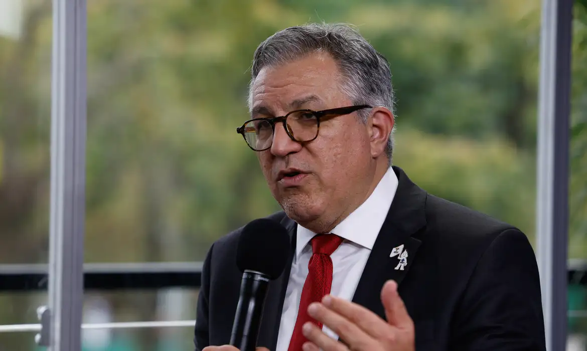 OAB Barro Preto - Padilha reafirma que tarifaço não fará Ministério da Saúde retaliar