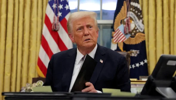 Trump anuncia acordo comercial com Indonésia, membro pleno do Brics