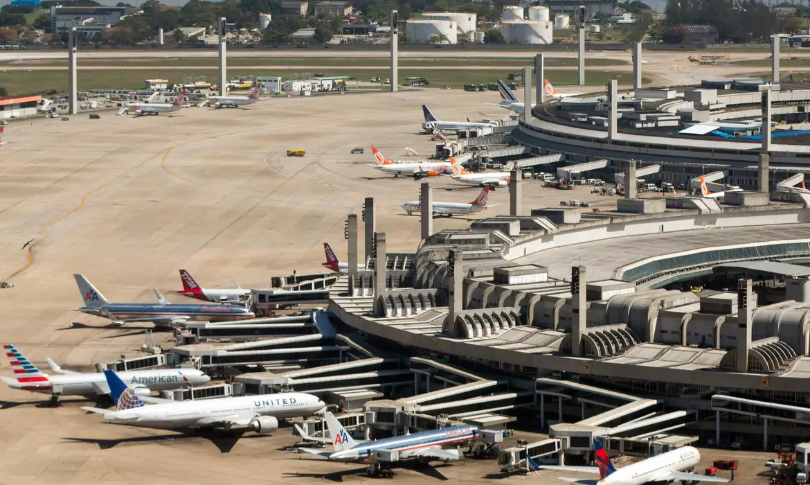 OAB Barro Preto - Movimento nos aeroportos brasileiros cresce 10% em 2025