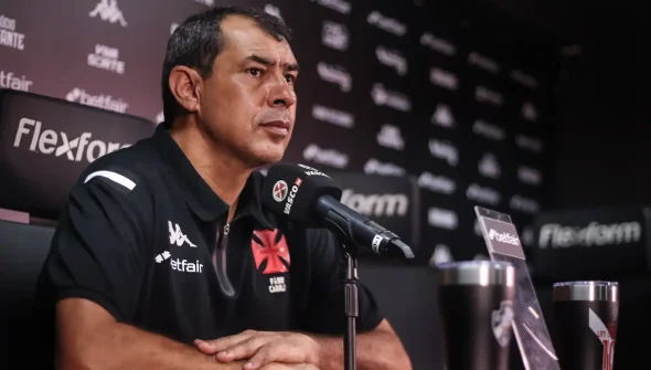 Vitória anuncia contratação do técnico Fabio Carille