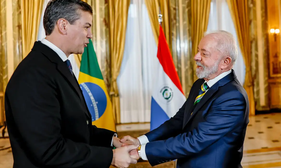OAB Barro Preto - Lula e Santiago Peña conversam sobre caso de espionagem da Abin