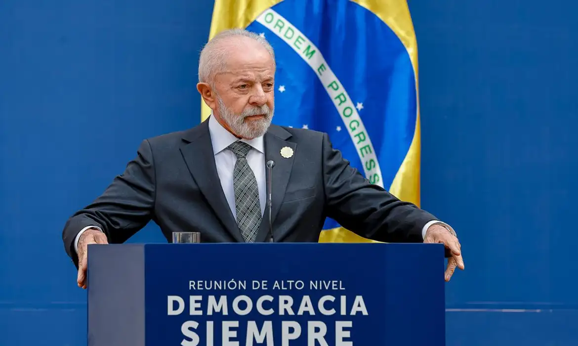 OAB Barro Preto - Democracia corre risco como no período nazista, diz Lula
