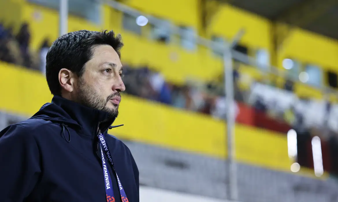 OAB Barro Preto - Adaptação à altitude refletirá no desempenho da seleção, diz Elias