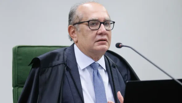 Para ministro do STF, Brasil vive capítulo de resistência democrática