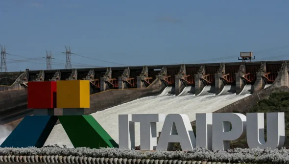 Caminhos da Reportagem apresenta projetos ambientais de Itaipu