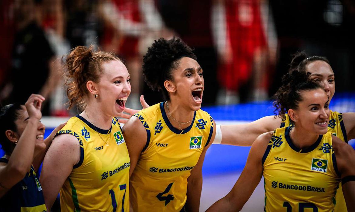 OAB Barro Preto - Brasil supera França por 3 sets a 2 na Liga das Nações de Vôlei