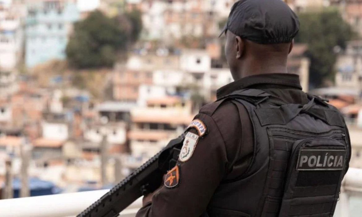 OAB Barro Preto - PM faz ação contra o crime organizado em Teresópolis