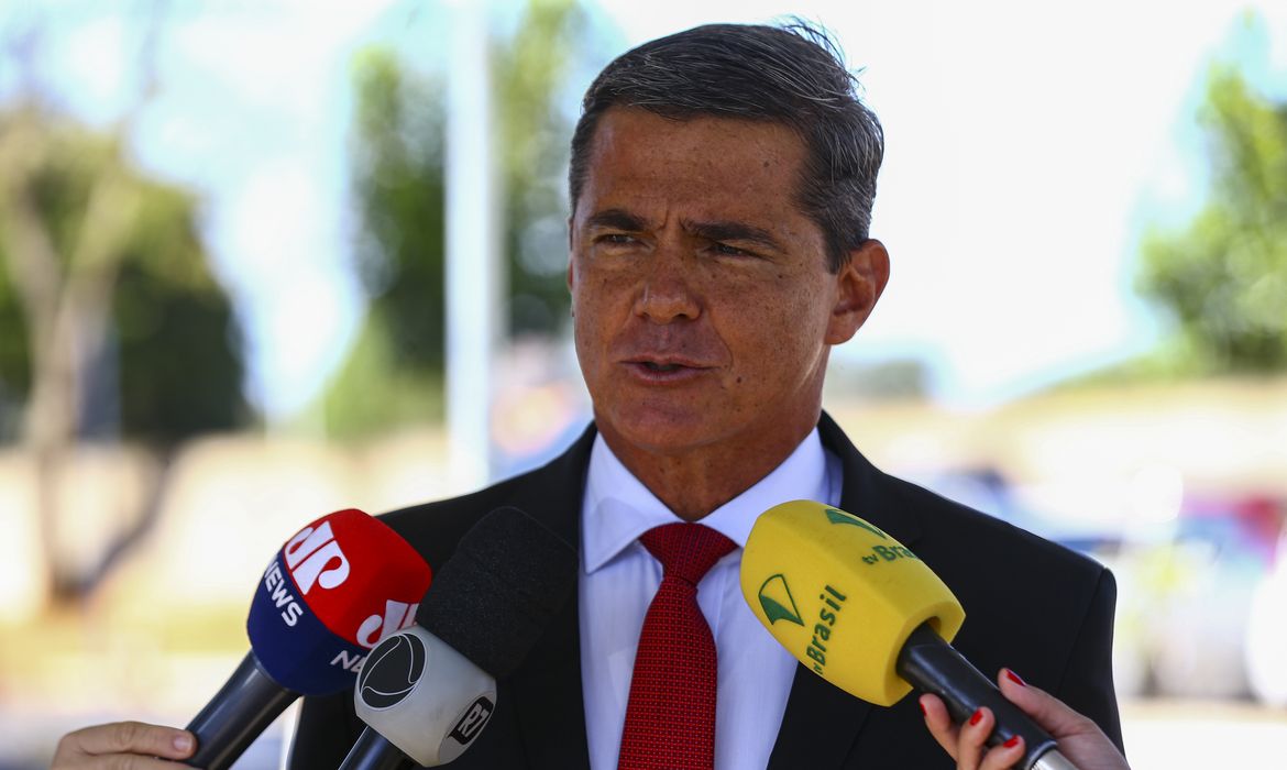 OAB Barro Preto - General diz que visitou acampamento golpista como cidadão