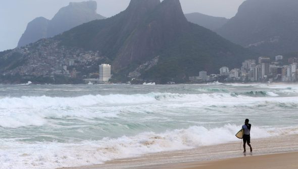 Marinha emite aviso de ressaca e alerta de ventos fortes no Rio