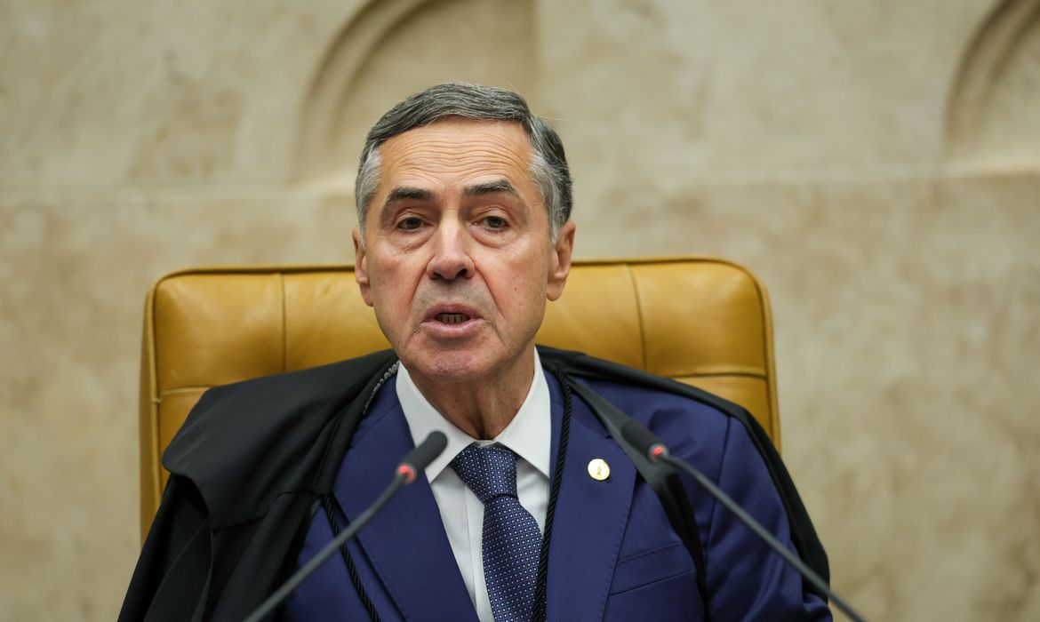 OAB Barro Preto - Barroso diz que atuação de Moraes evitou grave erosão democrática