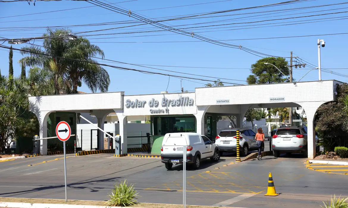 OAB Barro Preto - Bolsonaro deixa prisão domiciliar e vai a hospital para exames médicos