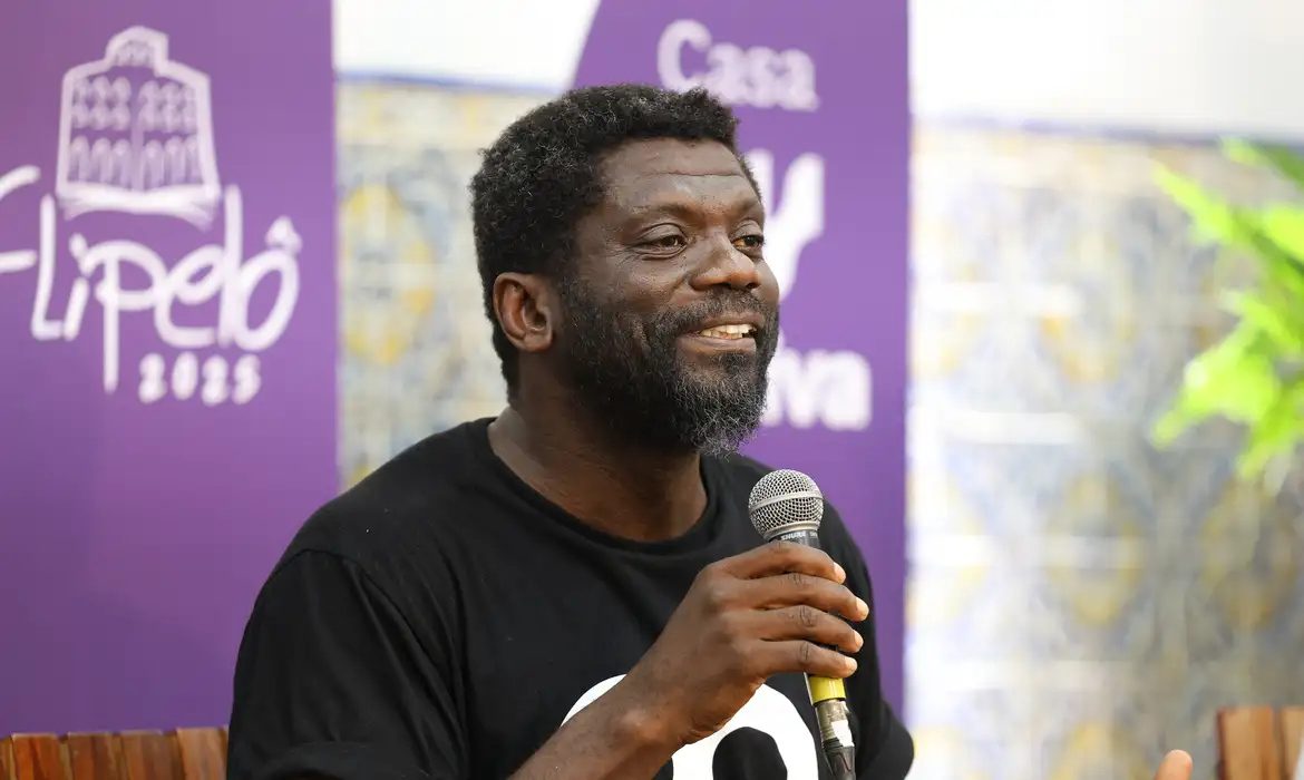 OAB Barro Preto - Escritor marfinense compara situação de Gaza com violência colonial