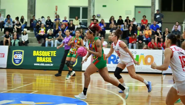 Sampaio Basquete e Sesi Araraquara disputam quarto jogo da final