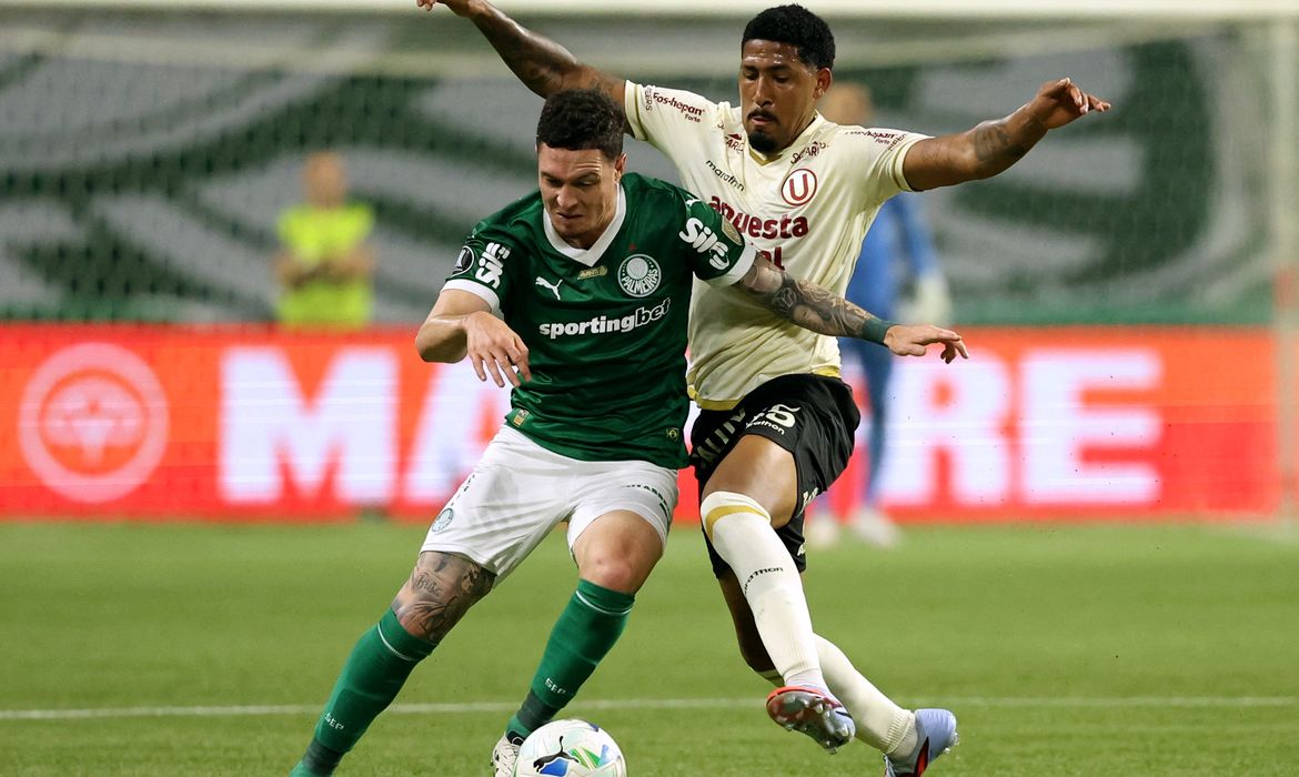 OAB Barro Preto - Palmeiras segura empate e segue para quartas da Libertadores