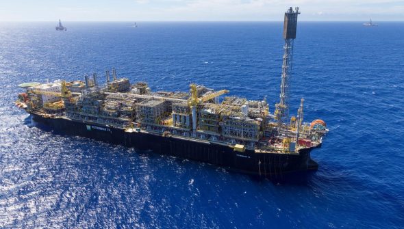 Federação critica lei que desobriga Petrobras de operar todo o pré-sal