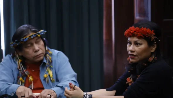 Ideologia consumista gera crise climática, dizem escritores indígenas