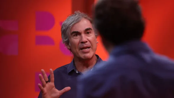 Bruno Paes Manso analisa origem e futuro das milícias no DR com Demori