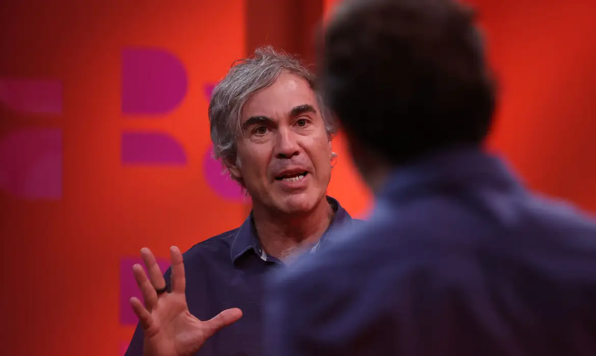 OAB Barro Preto - Bruno Paes Manso analisa origem e futuro das milícias no DR com Demori