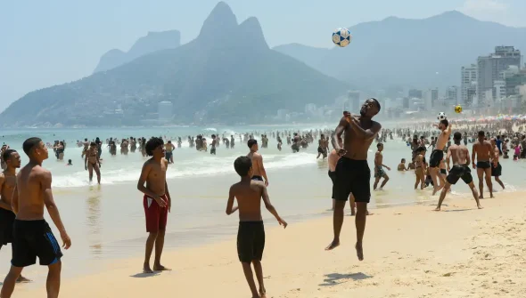 Onda de calor que atinge o Rio permanece até este sábado