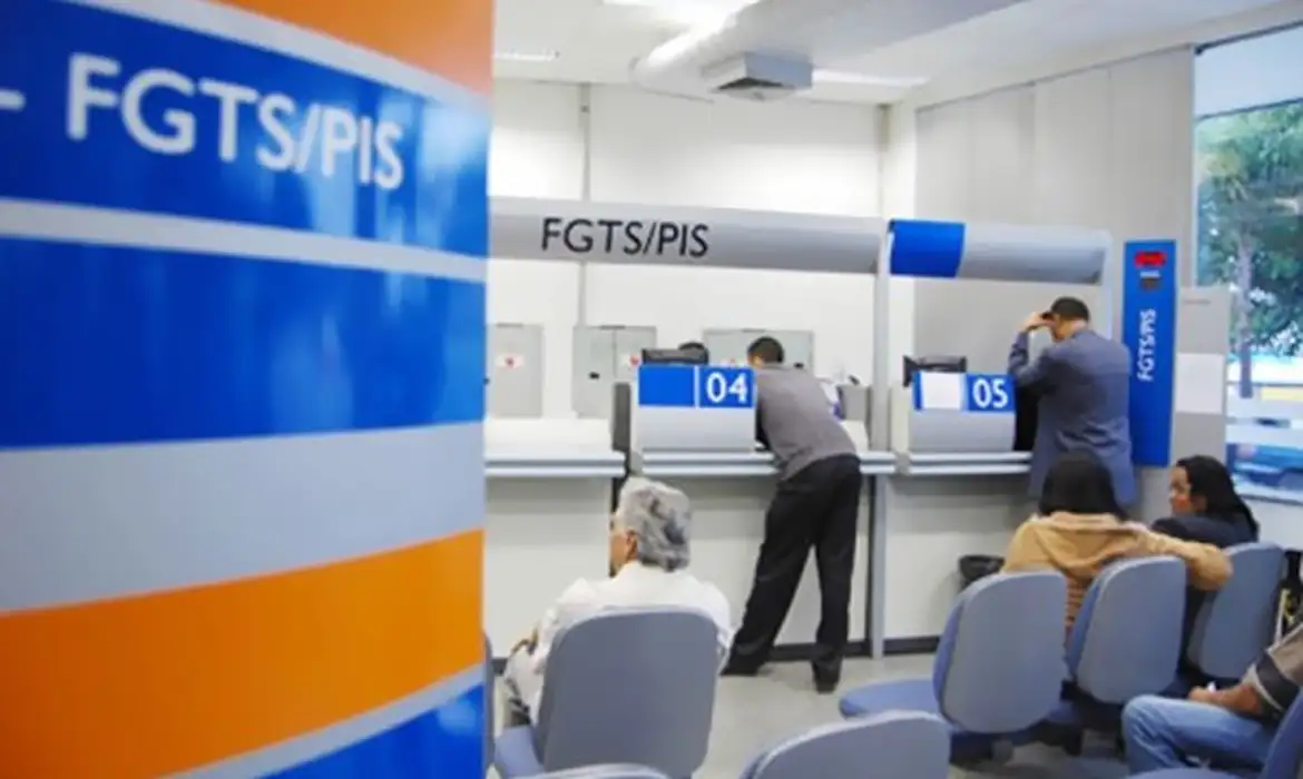 OAB Barro Preto - Caixa libera abono salarial para nascidos em novembro e dezembro