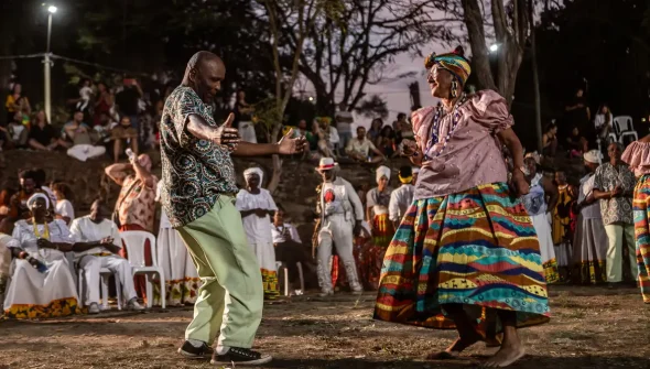 Encontro de Jongueiros transforma Praça Tiradentes em quilombo no Rio