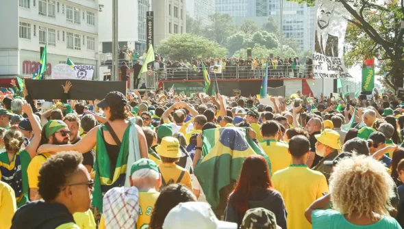 Ato em São Paulo pede anistia a Bolsonaro e exalta Trump