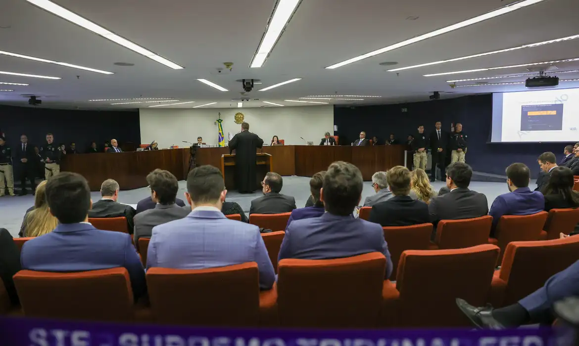 OAB Barro Preto - Com voto de Moraes, STF retoma nesta terça julgamento de Bolsonaro