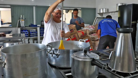 Sem reajustes regulares, PNAE perde poder de compra