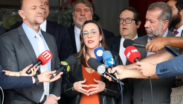 Presidenta do PSOL tem visto cancelado pelos Estados Unidos