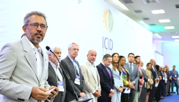 Governo do Ceará promete água de reúso para instalar data center 