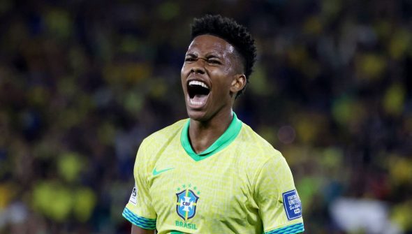 Brasil joga bem no Maracanã e derrota Chile pelas Eliminatórias