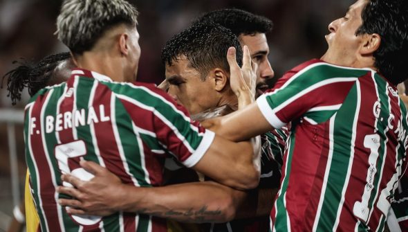 Fluminense derrota Bahia por 2 a 0 e avança na Copa do Brasil