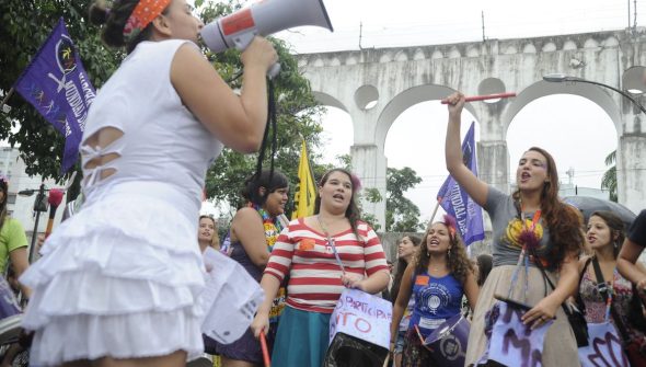 Mulheres discutem em Brasília igualdade de gênero e democracia